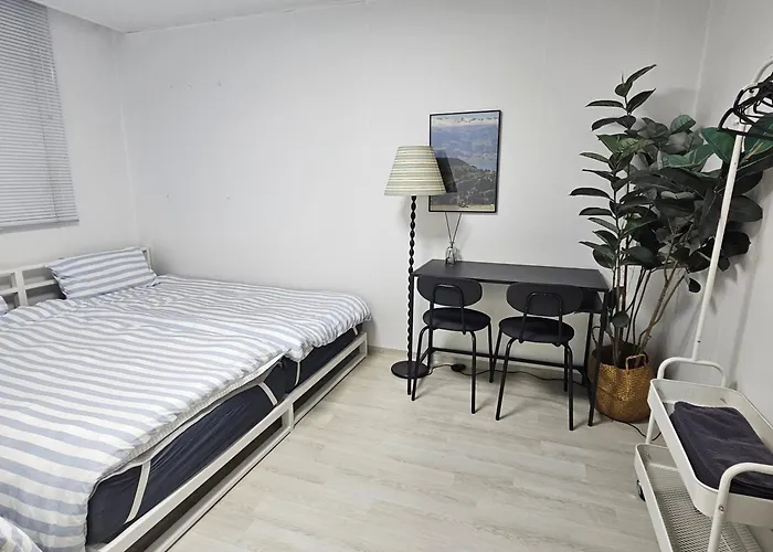 #성수 #13bed #4room #서울숲 #kspo #명동 #동대문 #초대형숙소 Appartamento Seul