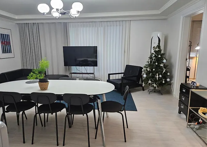 #성수 #13bed #4room #서울숲 #kspo #명동 #동대문 #초대형숙소 Appartamento